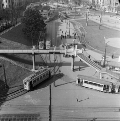 Magyarország, Budapest II., Széll Kálmán (Moszkva) tér., 1959, FŐMTERV, Domonkos Endre, Budapest, utcakép, villamos, felüljáró, lépcsősor, sínpálya, Fortepan #251187