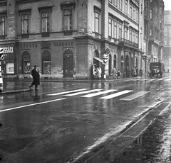 Hungary, Budapest V., József Attila utca, balra az Október 6. utca torkolata., 1960, FŐMTERV, Budapest, crosswalk, Fortepan #251251