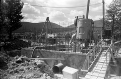 Hungary, Pócsmegyer, vízműtelep építése a községtől északra., 1960, FŐMTERV, construction, rf-concrete, plank, Fortepan #251381