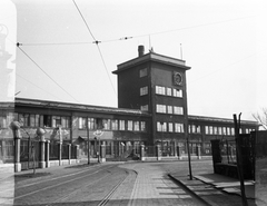 Hungary, Budapest XIV., Cházár András utca, a Récsei autóbuszgarázs toronyépülete az üzemcsarnok oldalában., 1961, FŐMTERV, Budapest, Fortepan #251457