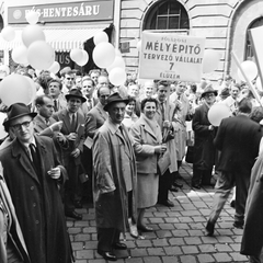 Hungary, Budapest VII., István (Landler Jenő) utca, május 1-i felvonulók a Dózsa György út közelében., 1961, FŐMTERV, march, 1st of May parade, civil engineering, butcher shop, Budapest, Fortepan #251481