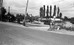 Hungary, Budapest XVI., Szabadföld út a Vidámvásár utcánál, átjáró az Ostoros út felé a Csömöri és a Gödöllői HÉV vonal elágazásánál. A felvétel a 3-as főút szélesítéséhez kapcsolódó sorozat része., 1961, FŐMTERV, Budapest, Fortepan #251574