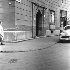 Hungary, Budapest VIII., Corvin (Kisfaludy) köz 2., jobbra a Gól eszpresszó., 1961, FŐMTERV, Budapest, Fortepan #251617