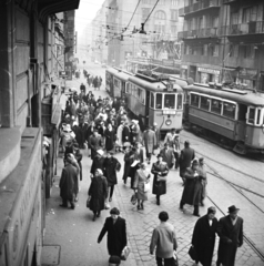 Magyarország, Budapest XIII., a Visegrádi utca Kádár utca - Katona József utca közötti szakasza, villamos-végállomás., 1962, FŐMTERV, Domonkos Endre, Budapest, villamos, Fortepan #251713