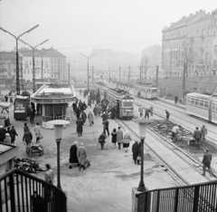 Magyarország, Budapest I.,Budapest II., Széll Kálmán (Moszkva) tér, a Várfok utcához vezető felüljáróról nézve, jobbra a Vérmező út.., 1962, FŐMTERV, Domonkos Endre, Budapest, Fortepan #251728