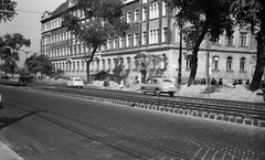 Magyarország, Budapest XIII., Váci út 57-61., a Janicsár utca torkolatánál álló iskolatömb., 1963, FŐMTERV, Domonkos Endre, Budapest, sínpálya, Fortepan #251840