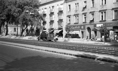 Magyarország, Budapest XIII., Váci út, szemben a Janicsár utca - Dunyov István (Tünde) utca közötti szakasz., 1963, FŐMTERV, Domonkos Endre, Budapest, villamosmegálló, Fortepan #251841