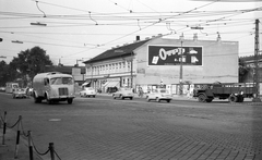 Magyarország, Budapest XIII., Váci út - Dózsa György út kereszteződése., 1963, FŐMTERV, Domonkos Endre, Budapest, Best of, FKFV-szervezet, kukásautó, villamos, Fortepan #251848