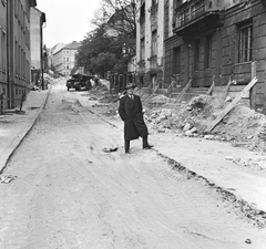 Magyarország, Budapest XII., a Kiss János altábornagy utca Győri út - Alkotás utca közötti szakasza, csatorna építés., 1963, FŐMTERV, Domonkos Endre, Budapest, dömper, Fortepan #251899