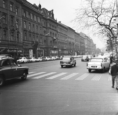 Magyarország, Budapest VII., Erzsébet (Lenin) körút a Dob utcától a Király (Majakovszkij) utca felé nézve., 1963, FŐMTERV, Domonkos Endre, Moszkvics 407, Budapest, Fortepan #251912