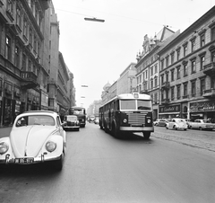 Magyarország, Budapest VII.,Budapest VIII., Rákóczi út a Kiss József utcától a Nagykörút felé nézve., 1963, FŐMTERV, Domonkos Endre, Budapest, Fortepan #251940