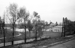 Magyarország, Budapest XX., Vízisport utca 2., Pesterzsébeti Jódos-Sós Gyógy- és Strandfürdő. Háttérben a Gubacsi híd., 1963, FŐMTERV, Domonkos Endre, Budapest, Fortepan #252028