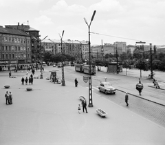 Magyarország, Budapest I.,Budapest XII., Krisztina körút a Déli pályaudvar előtt, szemben a Magyar Jakobinusok tere és a Maros utca torkolata, jobbra a Vérmező., 1966, FŐMTERV, Domonkos Endre, Budapest, Fortepan #252135