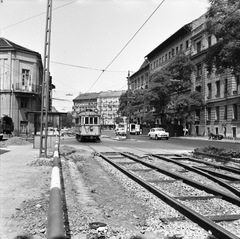 Magyarország, Budapest VII.,Budapest VIII., Fiumei (Mező Imre) út a Baross tér felé nézve, balra a Légszesz utca torkolata., 1967, FŐMTERV, Domonkos Endre, Budapest, Fortepan #252369