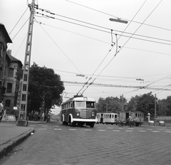 Magyarország, Budapest VI.,Budapest XIV., Dózsa György út, balra a Szondi utca torkolata, jobbra az Állatkert kerítésének részlete látszik., 1967, FŐMTERV, Domonkos Endre, Budapest, Fortepan #252406