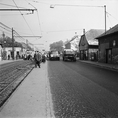 Magyarország, Budapest XI., Fehérvári (Szabadság) út az Albertfalvai utcánál lévő villamosmegállónál, jobbra az Építész utca torkolata., 1969, FŐMTERV, Domonkos Endre, Budapest, Fortepan #252635