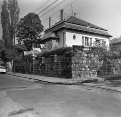 Magyarország, Budapest II., a Trombitás út 11. számú villa, balra az Érmelléki utca., 1970, FŐMTERV, Domonkos Endre, Budapest, Fortepan #252731