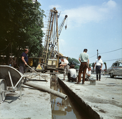 Magyarország, Budapest II., Bem rakpart a Csalogány utcánál. Résfal készítése a szentendrei HÉV Batthyány térre történő bevezetésekor., 1970, FŐMTERV, Domonkos Endre, Budapest, Fortepan #252772