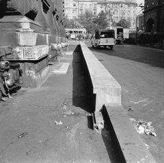 Magyarország, Budapest V.,Budapest IX., Sóház utca a Központi Vásárcsarnok mellett, szemben a Fővám (Dimitrov) tér felé épületei látszanak., 1970, FŐMTERV, Domonkos Endre, Budapest, Fortepan #252788