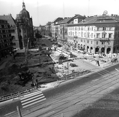 Magyarország, Budapest VIII.,Budapest IX., Nagykörút - Üllői út kereszteződése, az aluljáró építkezési területe, szemben az Iparművészeti Múzeum., 1970, FŐMTERV, Domonkos Endre, madártávlat, Budapest, gyalogátkelő, Fortepan #252808