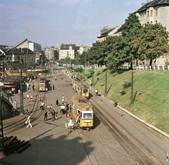 Magyarország, Budapest II.,Budapest I., kilátás a Várfok utca felől a Széll Kálmán (Moszkva) tér és a Margit körút (Mártírok útja) felé, jobbra a Vérmező út., 1971, FŐMTERV, Domonkos Endre, Budapest, Fortepan #253037