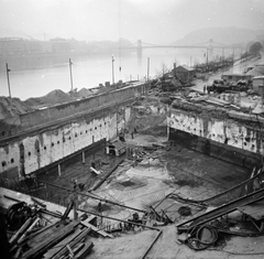 Magyarország, Budapest I., Batthyány tér, az aluljáró és a HÉV végállomás építési területe, háttérben a Széchenyi Lánchíd., 1972, FŐMTERV, Domonkos Endre, Budapest, Fortepan #253138