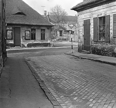 Hungary, Óbuda, Budapest III., Zichy utca, szemben a Mókus utca 22. a Híd vendéglő (előtte, majd 1991 után ismét Kéhli vendéglő)., 1972, FŐMTERV, Budapest, Fortepan #253258