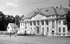 Magyarország, Debrecen, Nagyerdei körút 98., Orvostudományi Egyetem., 1966, Szánthó Zoltán, park, utcakép, építészet, egyetem, Korb Flóris-terv, lámpaoszlop, Fortepan #25328