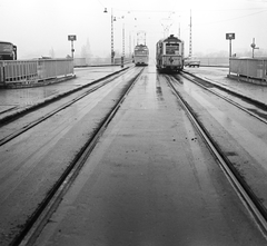 Hungary, Budapest, Árpád híd, villamosmegálló a Margit-szigeti lejárónál., 1972, FŐMTERV, Fortepan #253293