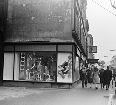 Magyarország, Budapest IX., Kálvin tér a Vámház (Tolbuhin) körút felé nézve, balra a Kálvin téri Áruház., 1973, FŐMTERV, Domonkos Endre, Budapest, Fortepan #253328