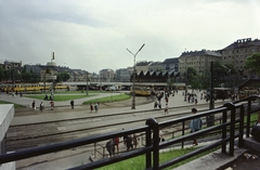 Hungary, Budapest II.,Budapest I., Széll Kálmán (Moszkva) tér a Széna tér felé nézve, jobbra a Vérmező út házsora., 1975, FŐMTERV, colorful, tram, Budapest, Fortepan #253521