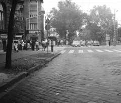 Hungary, Budapest XIV., Hungária körút - Thököly út kereszteződése., 1975, FŐMTERV, Budapest, crosswalk, traffic, Fortepan #253581