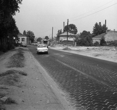 Magyarország, Óbuda, Budapest III., Bécsi út, balra a Farkastorki út sarkán álló ház látszik., 1975, FŐMTERV, Domonkos Endre, Budapest, Zaporozsec-márka, Fortepan #253620