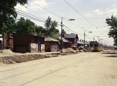 Magyarország, Budapest XII., az Alkotás utca Tartsay Vilmos utca - Csörsz utca közötti szakasza, szemben a Sportkórház épületei látszanak., 1976, FŐMTERV, Domonkos Endre, színes, villamos, Budapest, autódaru, Tatra-márka, ZiL-130, ZIL-márka, plakát, Fortepan #253657