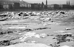 Magyarország, Budapest, jégzajlás a Dunán. A Pesti alsó rakpartról a Szilágyi Dezső tér felé nézve., 1937, Fortepan, jégtábla, jégzajlás, Fortepan #25370