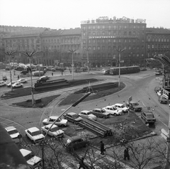 Magyarország, Budapest V.,Budapest VI., rálátás a Nyugati (Marx) térre a Westend-házból. Balra a Bajcsy-Zsilinszky út körút, jobbra a Szent István körút.., 1977, FŐMTERV, Domonkos Endre, Budapest, Fortepan #253730