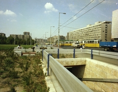 Hungary, Budapest XI., Irinyi József utca a Petőfi híd felől a Karinthy Frigyes út felé nézve, szemben a BME Münnich Ferenc Kollégium (később Kármán Tódor Kollégium)., 1980, FŐMTERV, colorful, tram, Budapest, Fortepan #253877