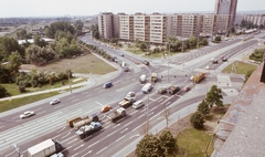 Hungary, Budapest XI., Irinyi József utca, kilátás a BME Münnich Ferenc Kollégium (később Kármán Tódor Kollégium) épületéről a Bogdánfy út - a Budafoki úti közötti épületcsoport felé., 1980, FŐMTERV, colorful, Budapest, crosswalk, Lágymányos housing complex, Fortepan #253891