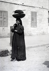 1913, Kriszt Béla, water bearer, Fortepan #254018