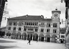 Olaszország, Belluno, Palazzo dei Rettori a Piazza Doumo felől nézve., 1918, Kriszt Béla, Fortepan #254090