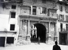 Olaszország, Feltre, Via Paradiso, Porta Imperiale., 1918, Kriszt Béla, kapualj, Fortepan #254093