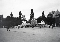 Németország, München, Lenbachplatz, Wittelsbacher Brunnen., 1913, Kriszt Béla, szökőkút, Fortepan #254241