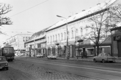 Magyarország, Budapest IV., Árpád út a Kassai (Bán Tibor) utca felől az István (Bajcsy-Zsilinszky) út kereszteződése, az Újpesti Áruház felé nézve., 1984, Otruba Ferenc és Zoltán, Budapest, Ikarus 260, VAZ 2101, Fortepan #254641