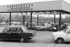 Hungary, Budapest XI., Hamzsabégi út 60., az Ál­lami Biztosító Budapesti Gépjárműkárrendezési Központ kárfelvevő helye. Háttérben a Kelenföldi buszgarázs., 1982, Bojár Sándor, Budapest, photography, Fortepan #255379