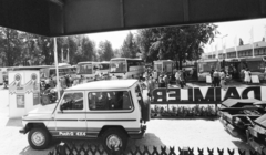 Magyarország, Budapesti Nemzetközi Vásár, Budapest X., Albertirsai (Dobi István) úti vásárterület, a Puch G 4X4-es típusú terepjárója., 1985, Bojár Sándor, Mercedes-márka, Mercedes G-osztály, autókereskedés, Budapest, Fortepan #255463