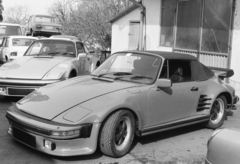 Magyarország, Majosháza, Molnár János autószerelő kisiparos műhelye., 1987, Bojár Sándor, rendszám, Porsche 911, Porsche-márka, Fortepan #255494