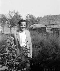 1948, Bujdosó Géza, man, smile, portrait, Fortepan #255618