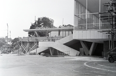 Magyarország, Budapest I., Déli pályaudvar a felvétel az új pénztárcsarnok építésekor készült., 1962, Cziboly Józsefné, pályaudvar, Budapest, létra, kerékpár tároló, Fortepan #255712