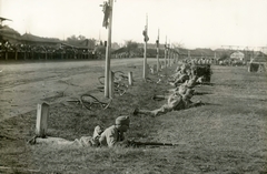 Hungary, Budapest XIV., Erzsébet királyné útja a Mexikói út saroknál, Ügetőpálya (később a Millenniumi Földalatti Vasút járműtelepét alakították ki helyén). Harcászati bemutató 1915 októberében., 1915, Országos Széchényi Könyvtár, Budapest, manoeuvre, Fortepan #256077