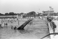 Romania, Constanța, Mamaia., 1958, Közösségi Szociális Szövetkezet, beach, playground slide, Fortepan #256546